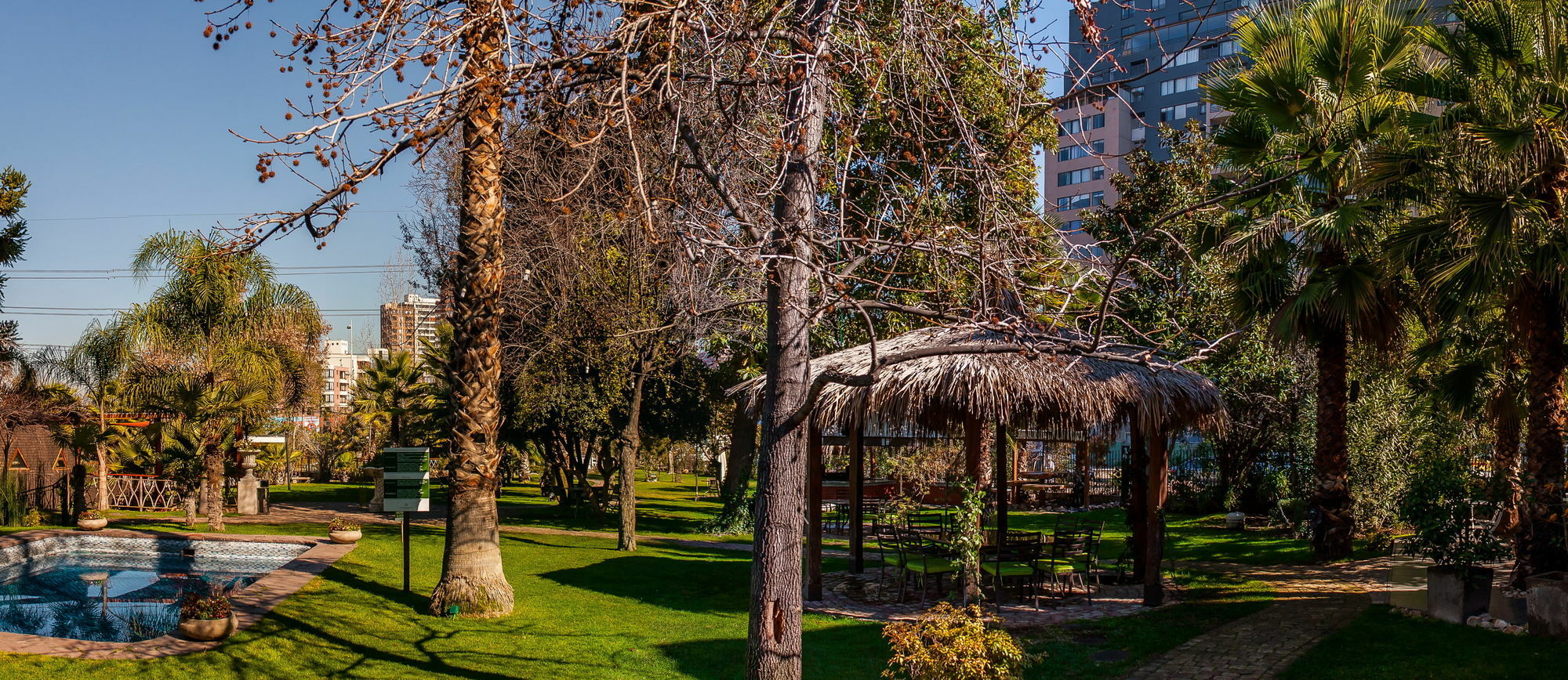 Hotel Y Centro De Eventos Manquehue Las Condes Santiago Buitenkant foto